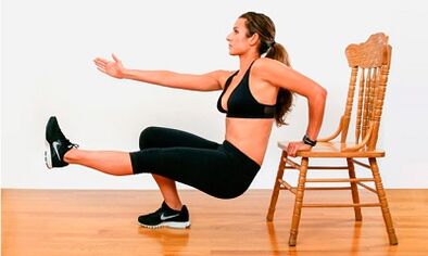 Reverse push-ups to slim your arms