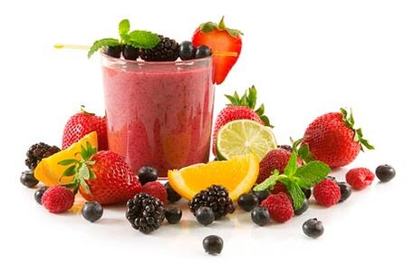Fruit juice and berries for quick weight loss
